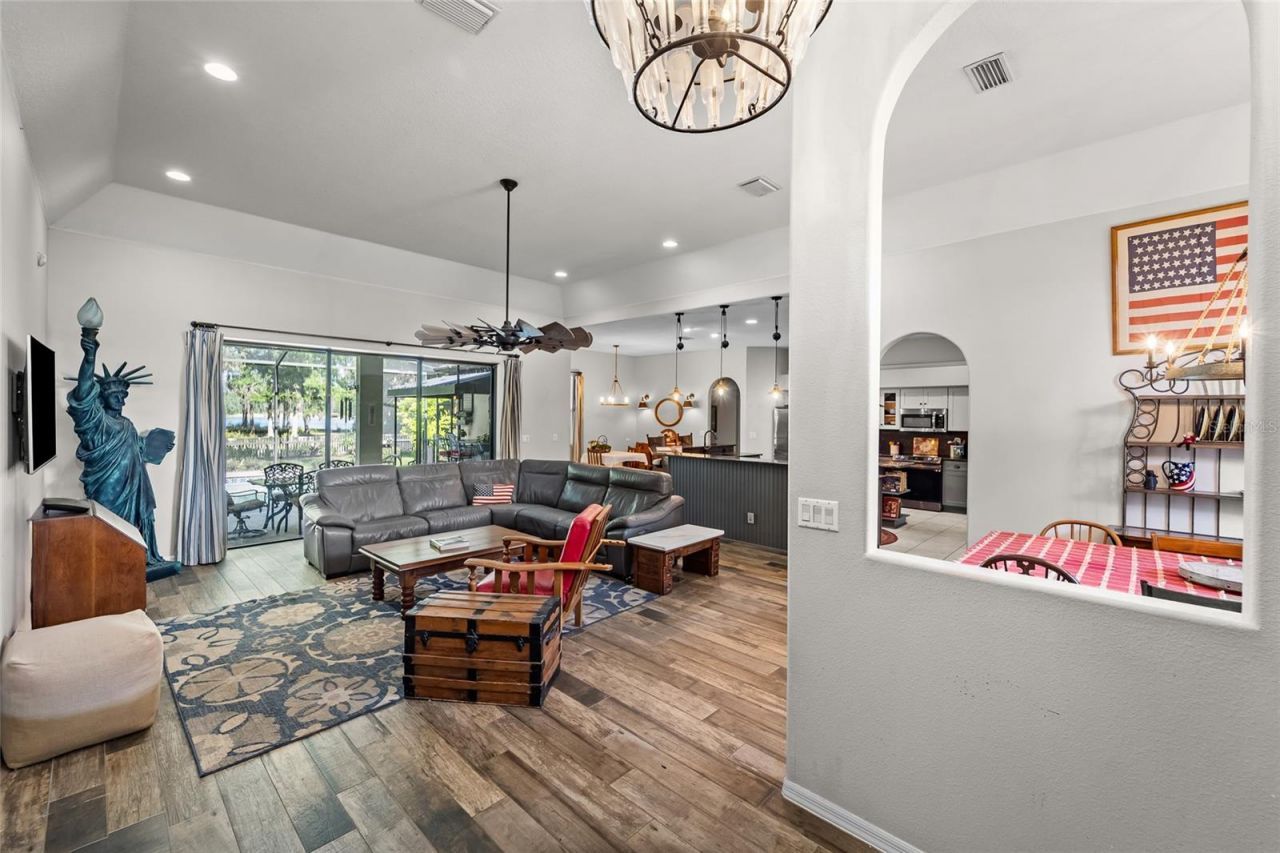 1012 Kingsborough Gardens Court , Lutz, FL 33548 Photo