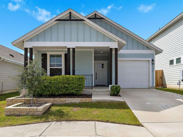 316 E Broade ST, Leander, TX 78641