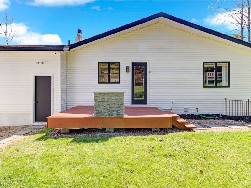 573 W Mohawk Drive, Malvern, OH 44644 Photo 35