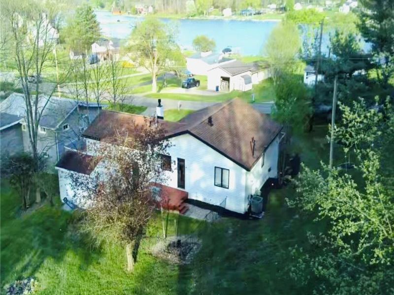 573 W Mohawk Drive, Malvern, OH 44644 Photo 5