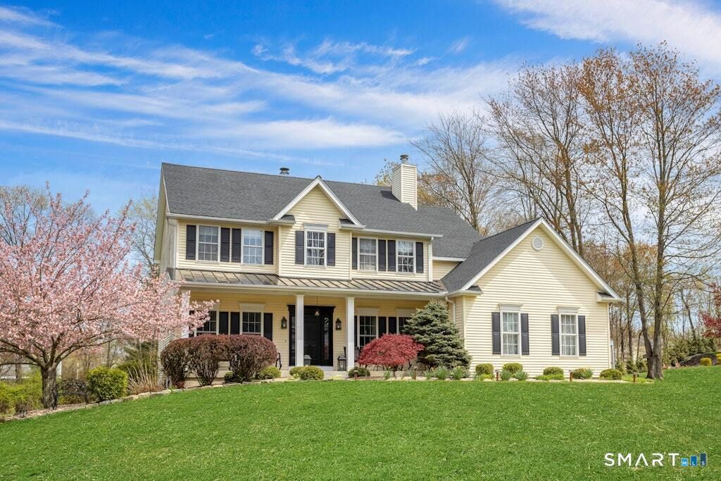 12 Deer Park, Danbury, CT 06810 Main Photo