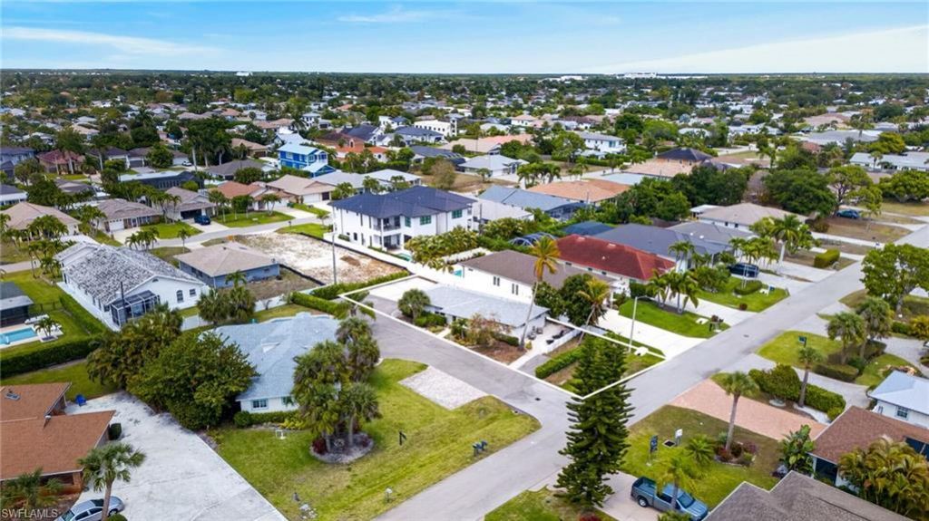 549 94th Ave N, Naples, FL 34108 Photo