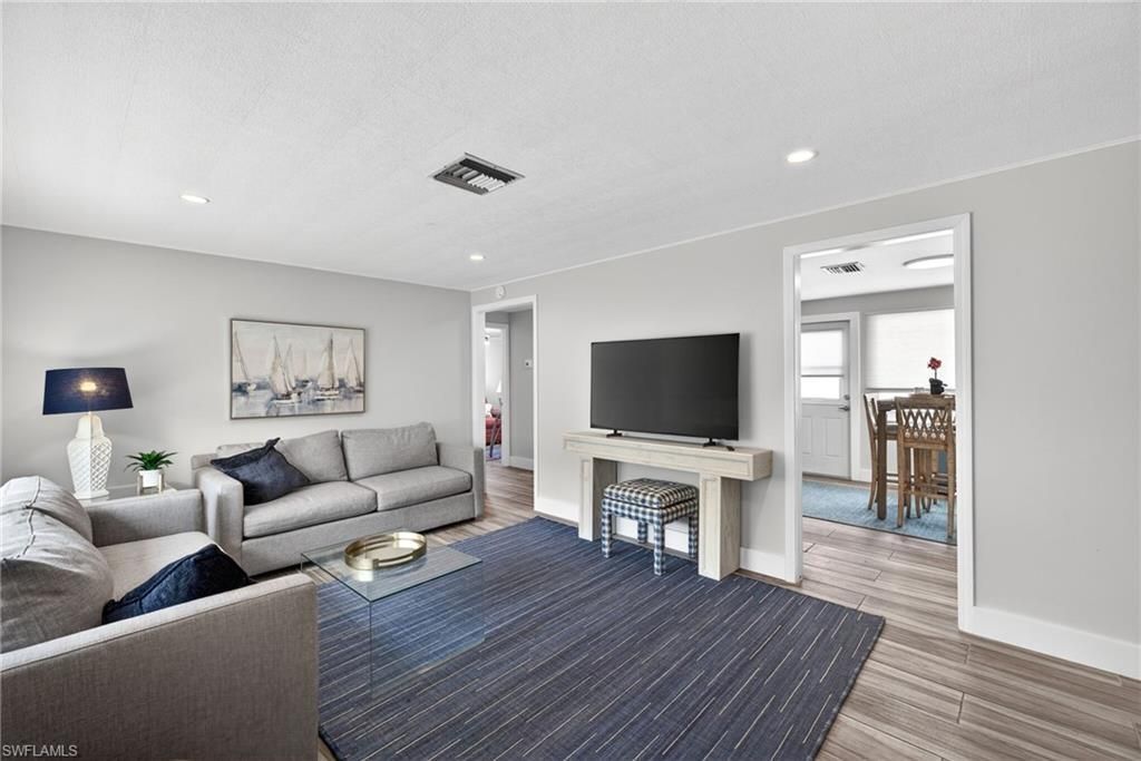 549 94th Ave N, Naples, FL 34108 Photo