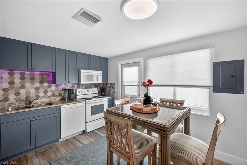 549 94th Ave N, Naples, FL 34108 Photo