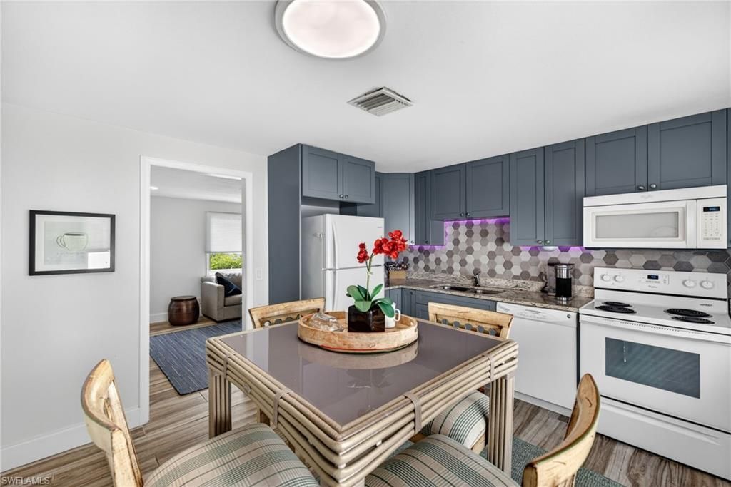 549 94th Ave N, Naples, FL 34108 Photo