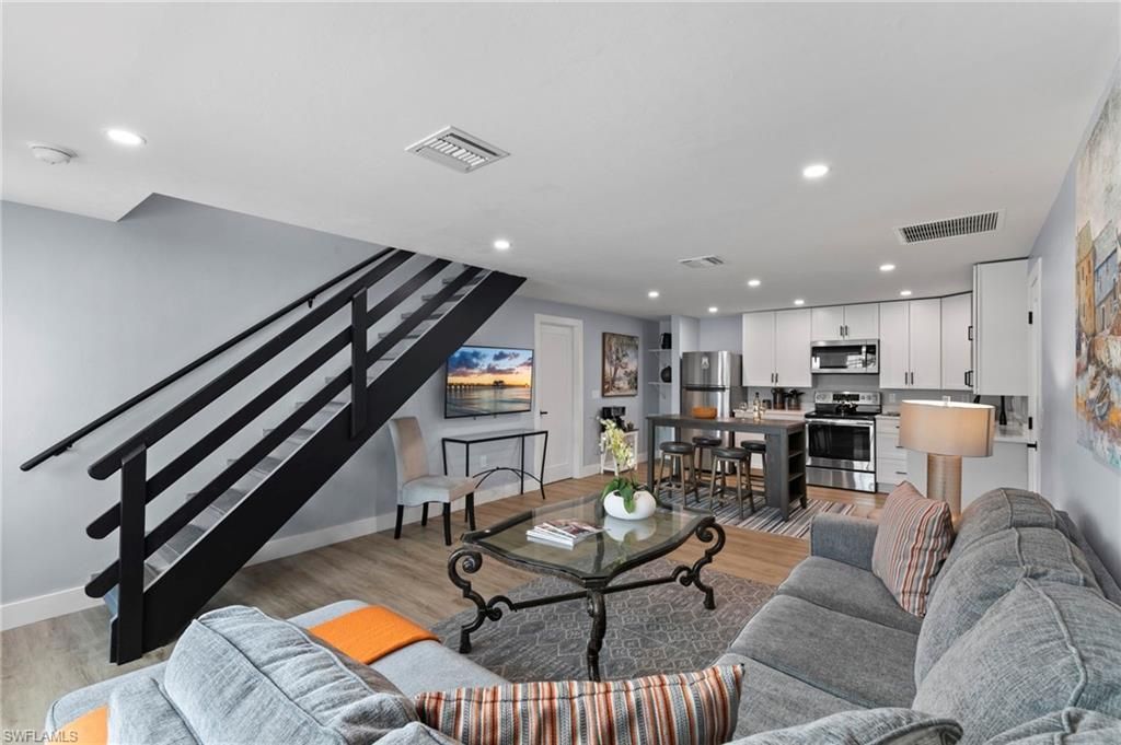 541 94th Ave N, Naples, FL 34108 Photo