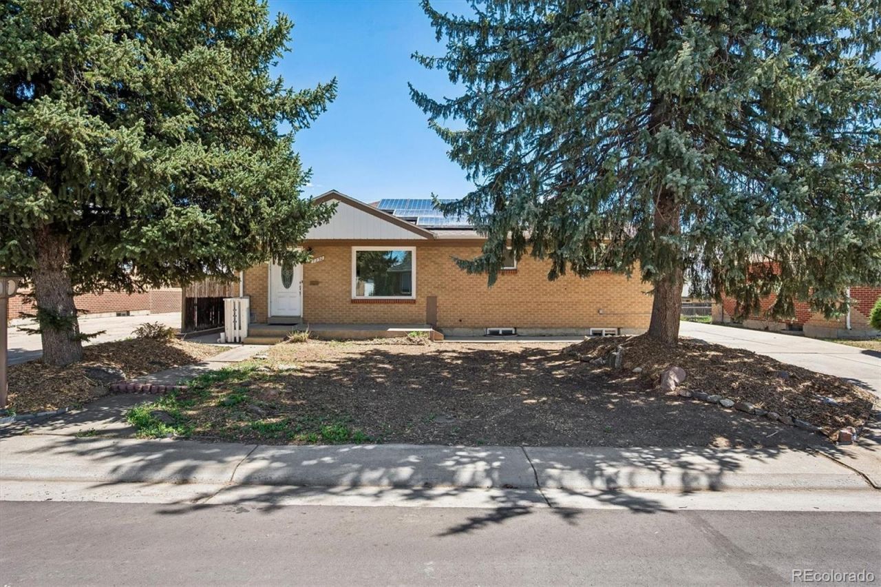 7250 Avrum Drive, Denver, CO 80221 Main Photo