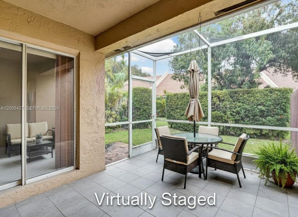 9743 Malvern Dr, Tamarac, FL 33321 Photo