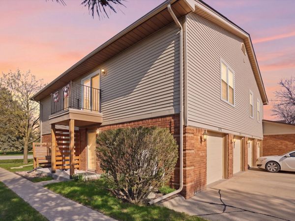 36796 Lakeview Lane, Richmond, MI 48062