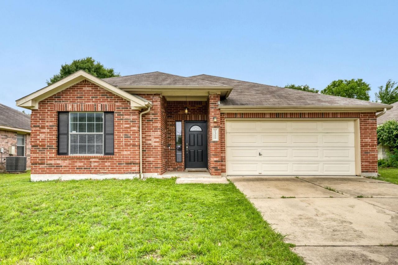 1311 Melissa Oaks Ln, Austin, TX 78744 Main Photo