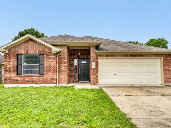 1311 Melissa Oaks LN, Austin, TX 78744
