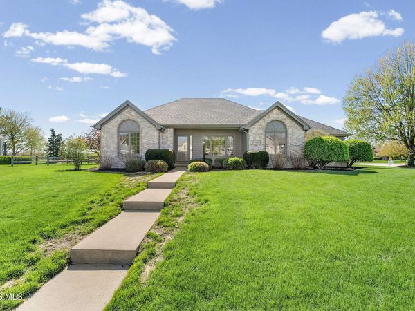 6041 Tournament Drive, Waterville, OH 43566