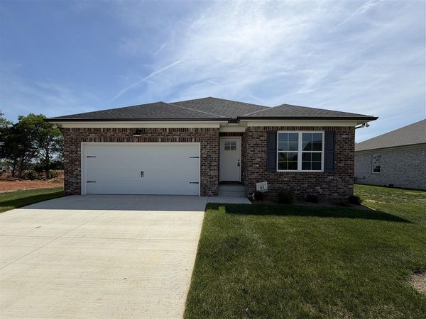 3464 Southall Boulevard , Bowling Green, KY 42101