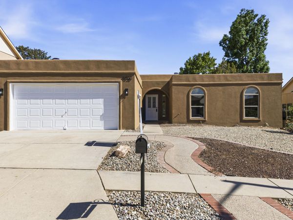 9520 Cargo Avenue NE, Albuquerque, NM 87109
