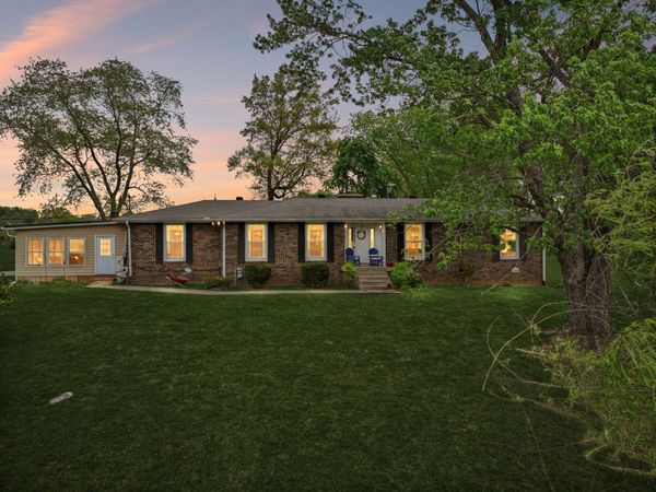 7102 Hartsville Pike , Lebanon, TN 37087