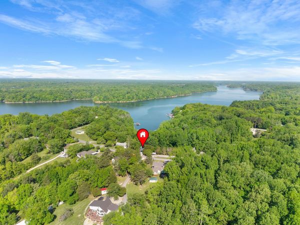 1552 Damron Rd , Estill Springs, TN 37330