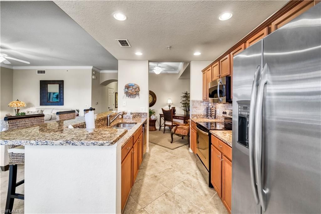 9715 Acqua Ct , Unit 136, Naples, FL 34113 Photo
