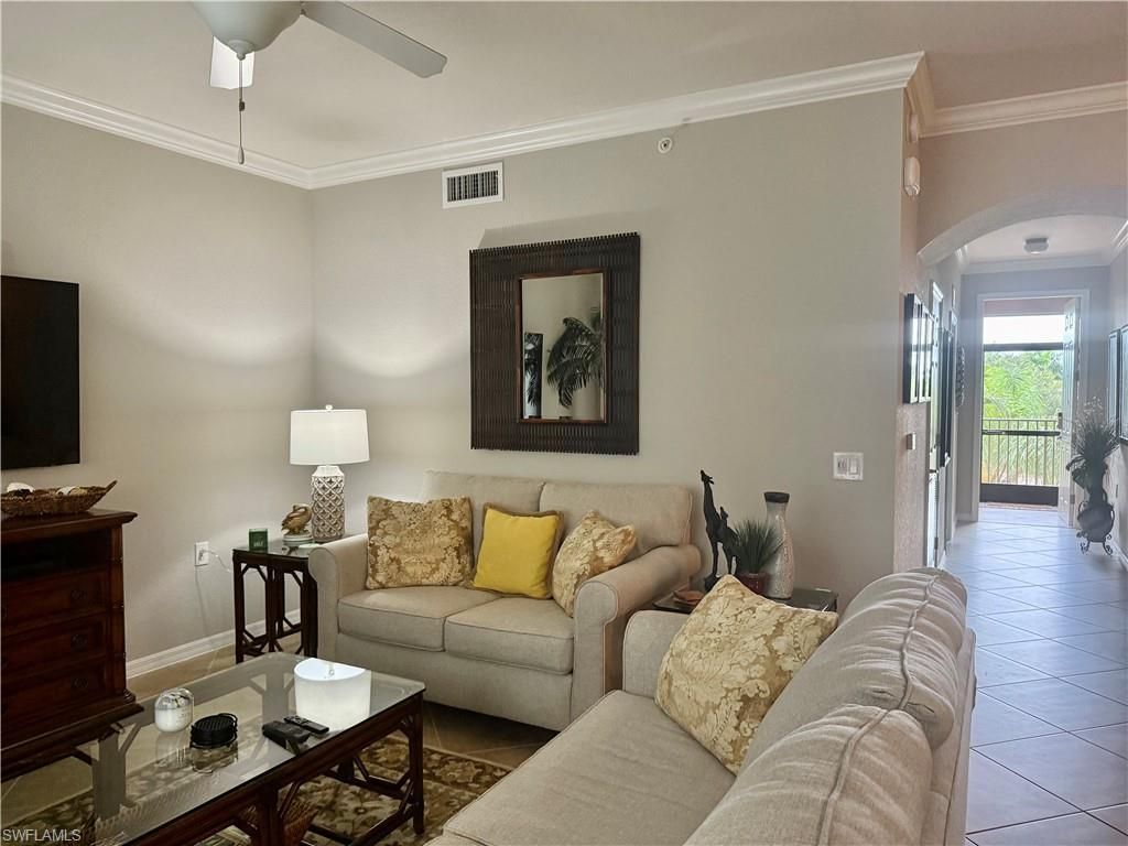 9715 Acqua Ct, Unit 136, Naples, FL 34113 Photo
