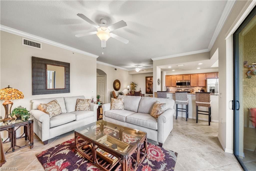 9715 Acqua Ct, Unit 136, Naples, FL 34113 Photo