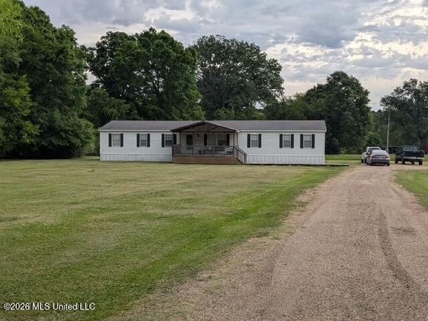 1265 Vfw Road, Lake, MS 39092
