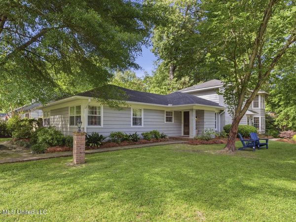 299 Wood Dale Drive, Jackson, MS 39216
