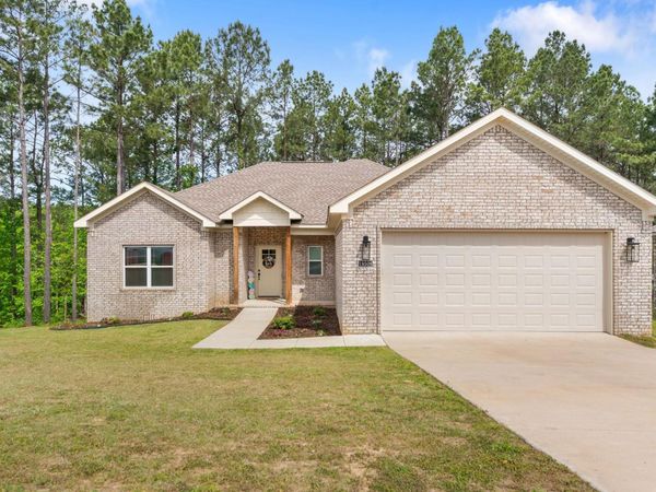 18508 Parkway Pines Drive , Bauxite, AR 72011