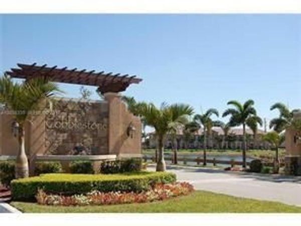 932 SW 147th Avenue, Unit 2905, Pembroke Pines, FL 33027