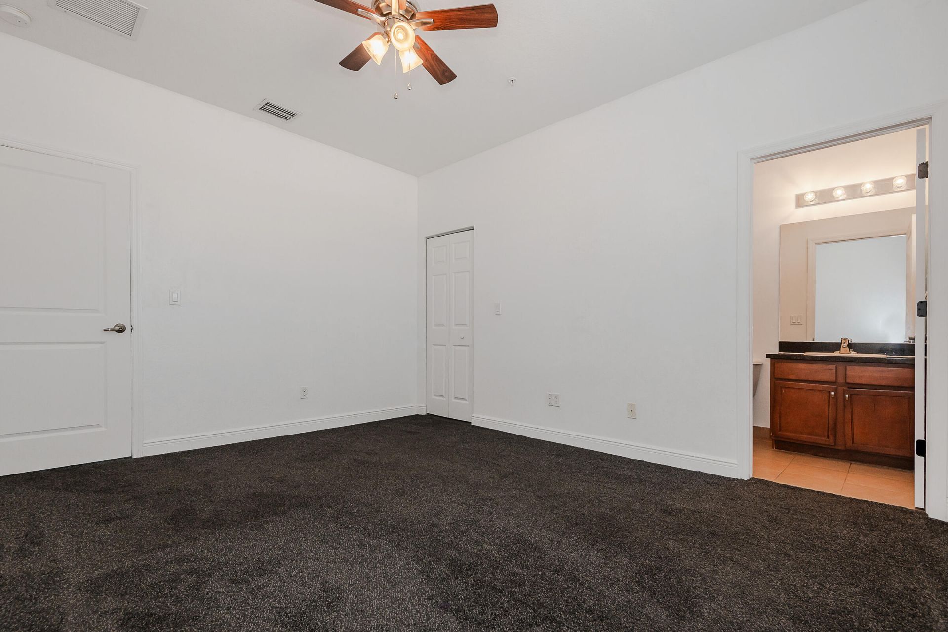 932 SW 147th Avenue, Unit 2905, Pembroke Pines, FL 33027 Photo