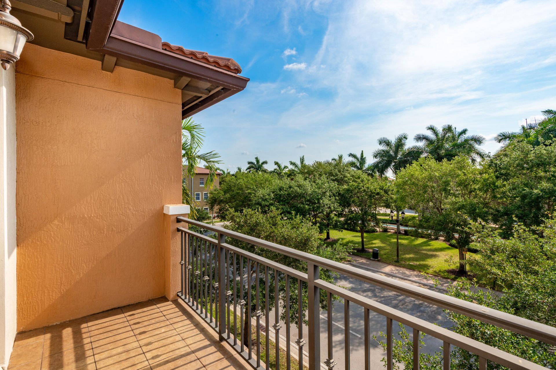 932 SW 147th Avenue, Unit 2905, Pembroke Pines, FL 33027 Photo