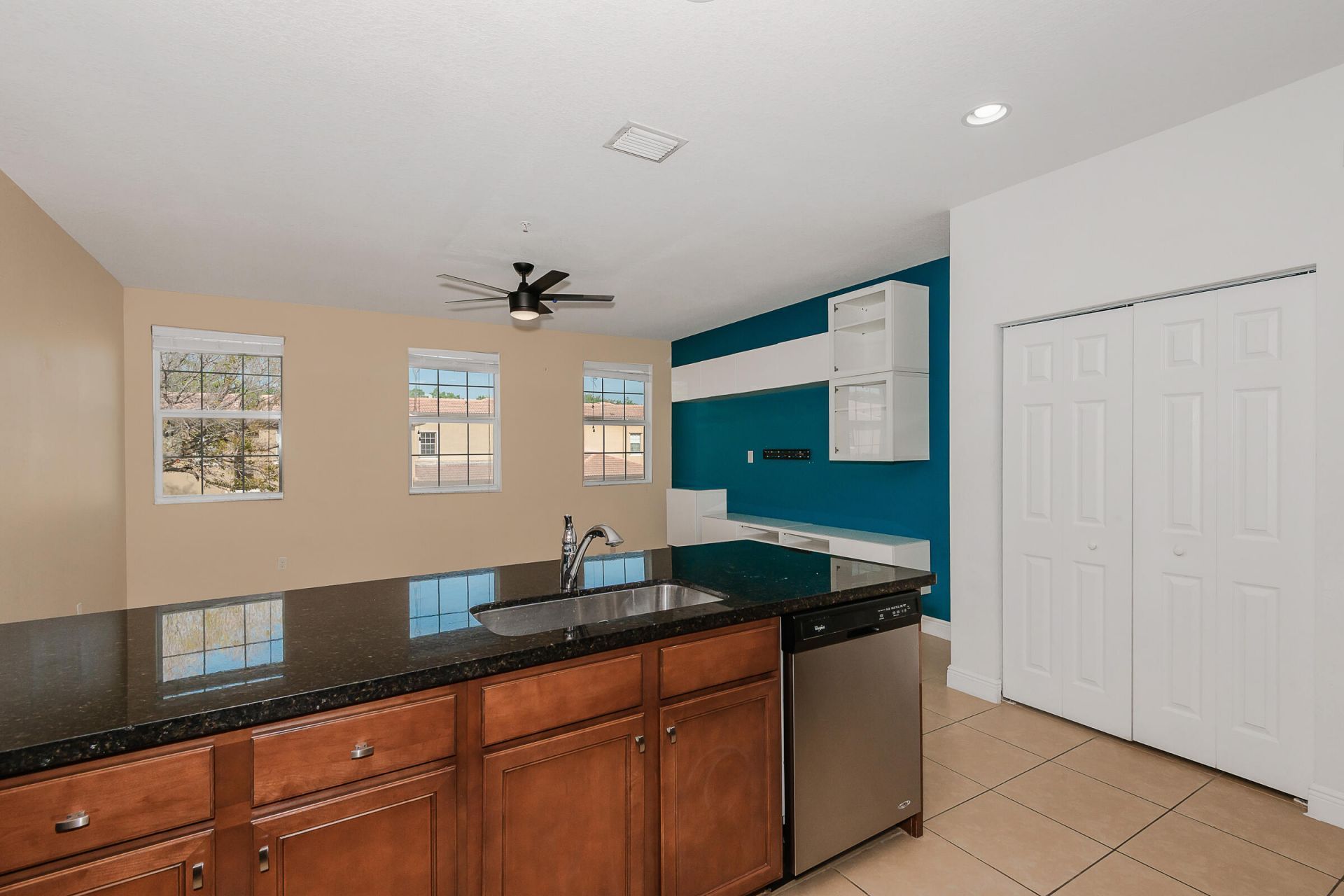 932 SW 147th Avenue, Unit 2905, Pembroke Pines, FL 33027 Photo