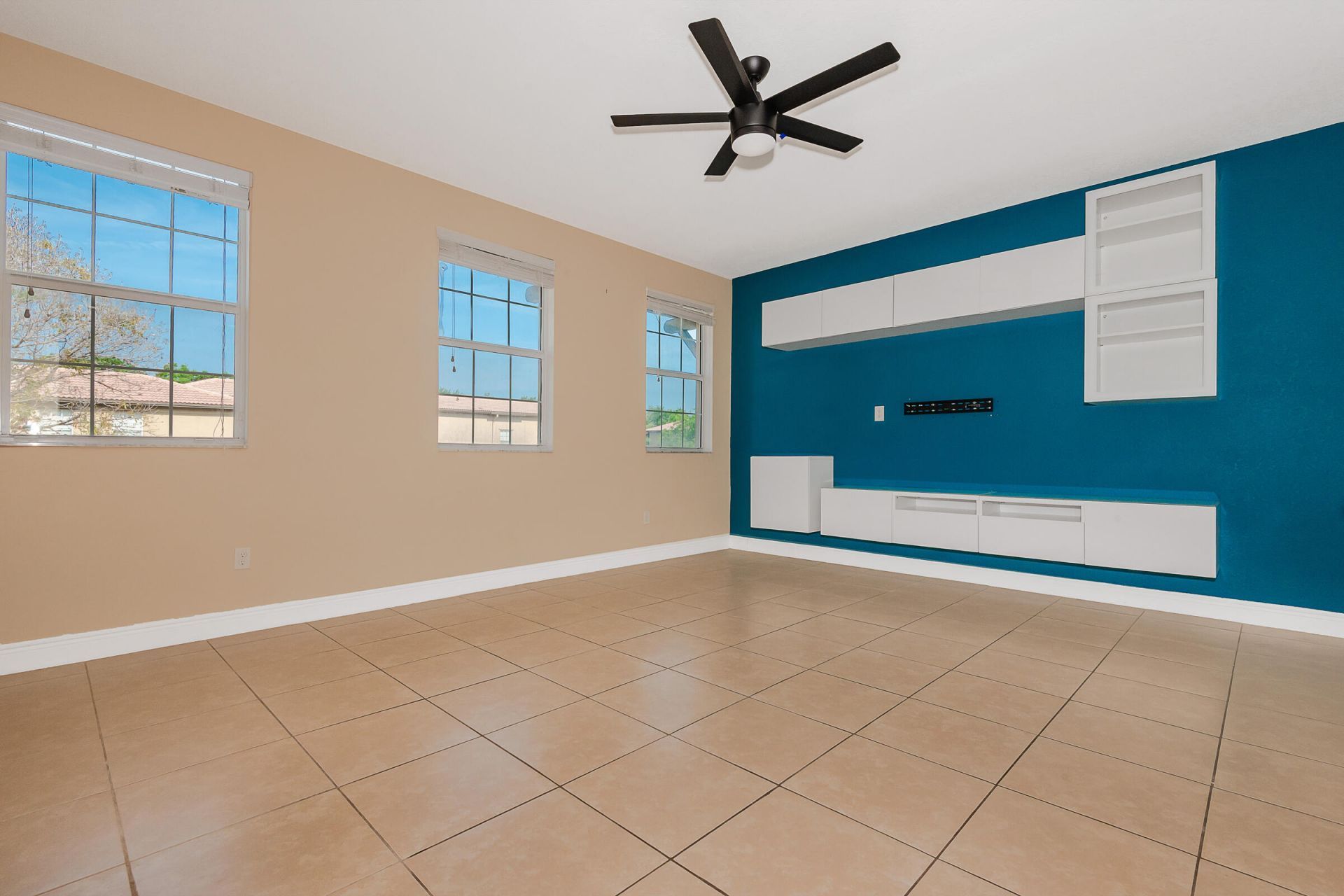 932 SW 147th Avenue, Unit 2905, Pembroke Pines, FL 33027 Photo