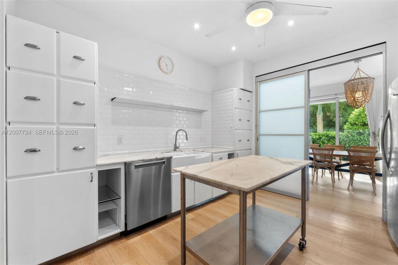 200 Ocean Lane Dr , Unit 108, Key Biscayne, FL 33149 Photo