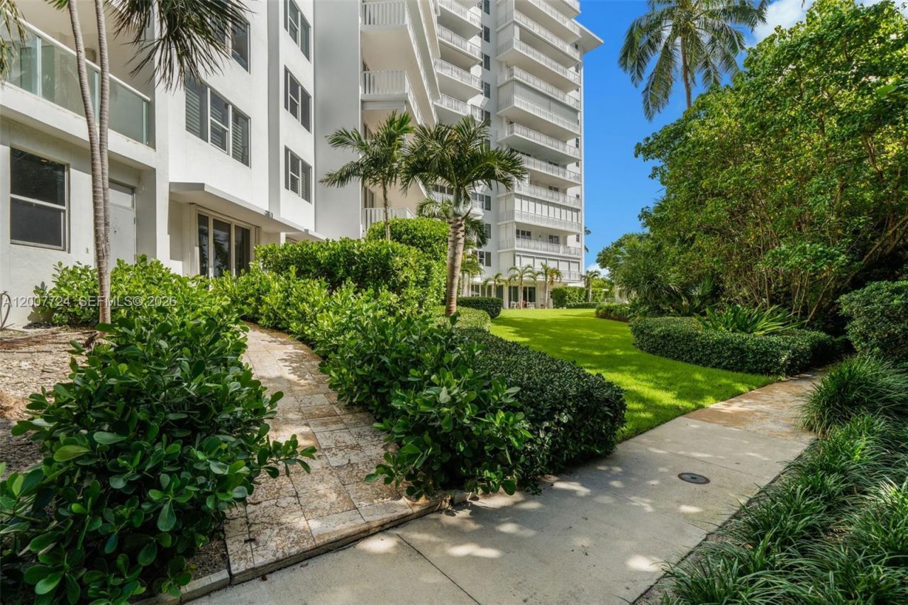 200 Ocean Lane Dr , Unit 108, Key Biscayne, FL 33149 Photo