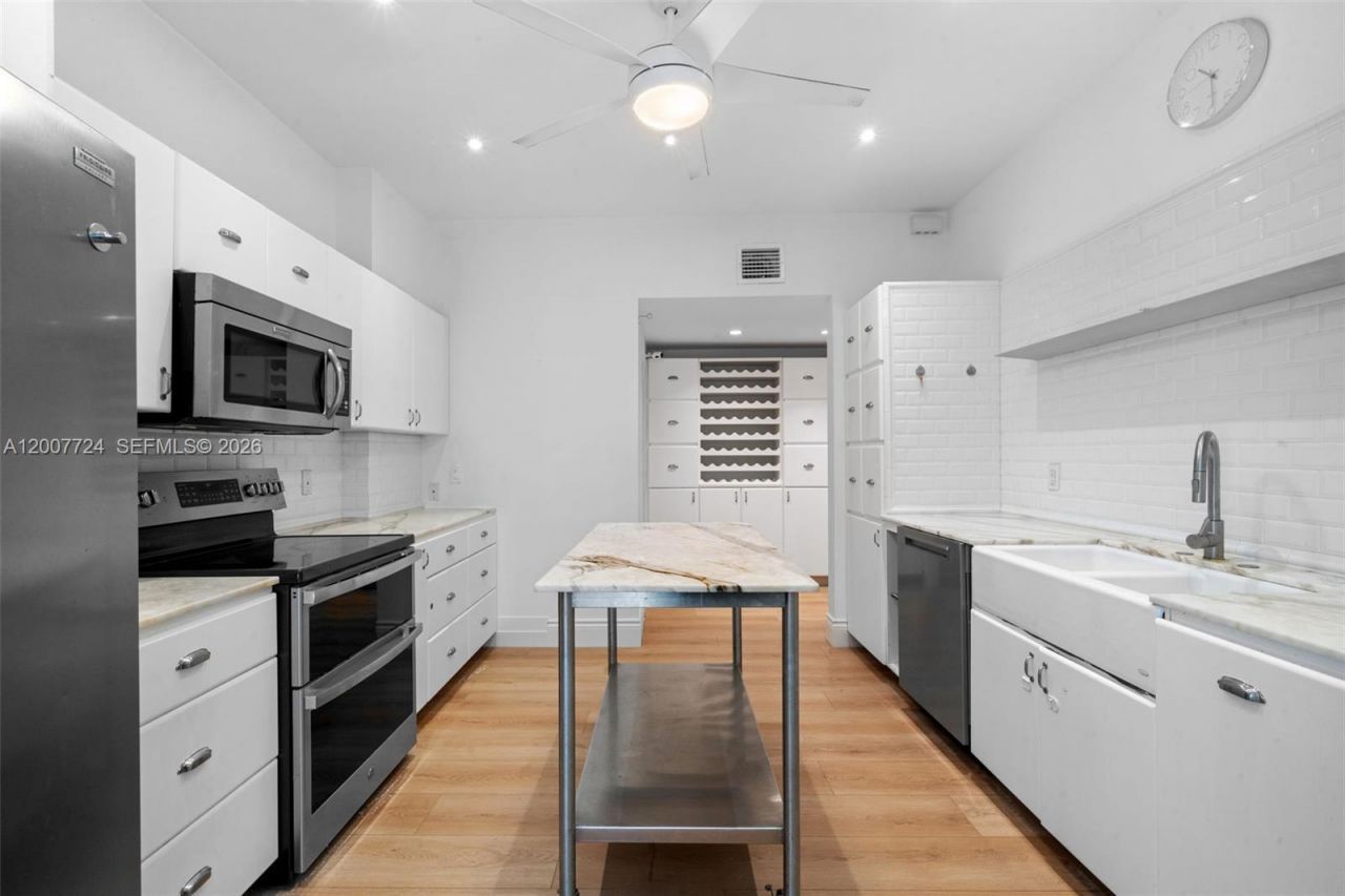 200 Ocean Lane Dr , Unit 108, Key Biscayne, FL 33149 Photo