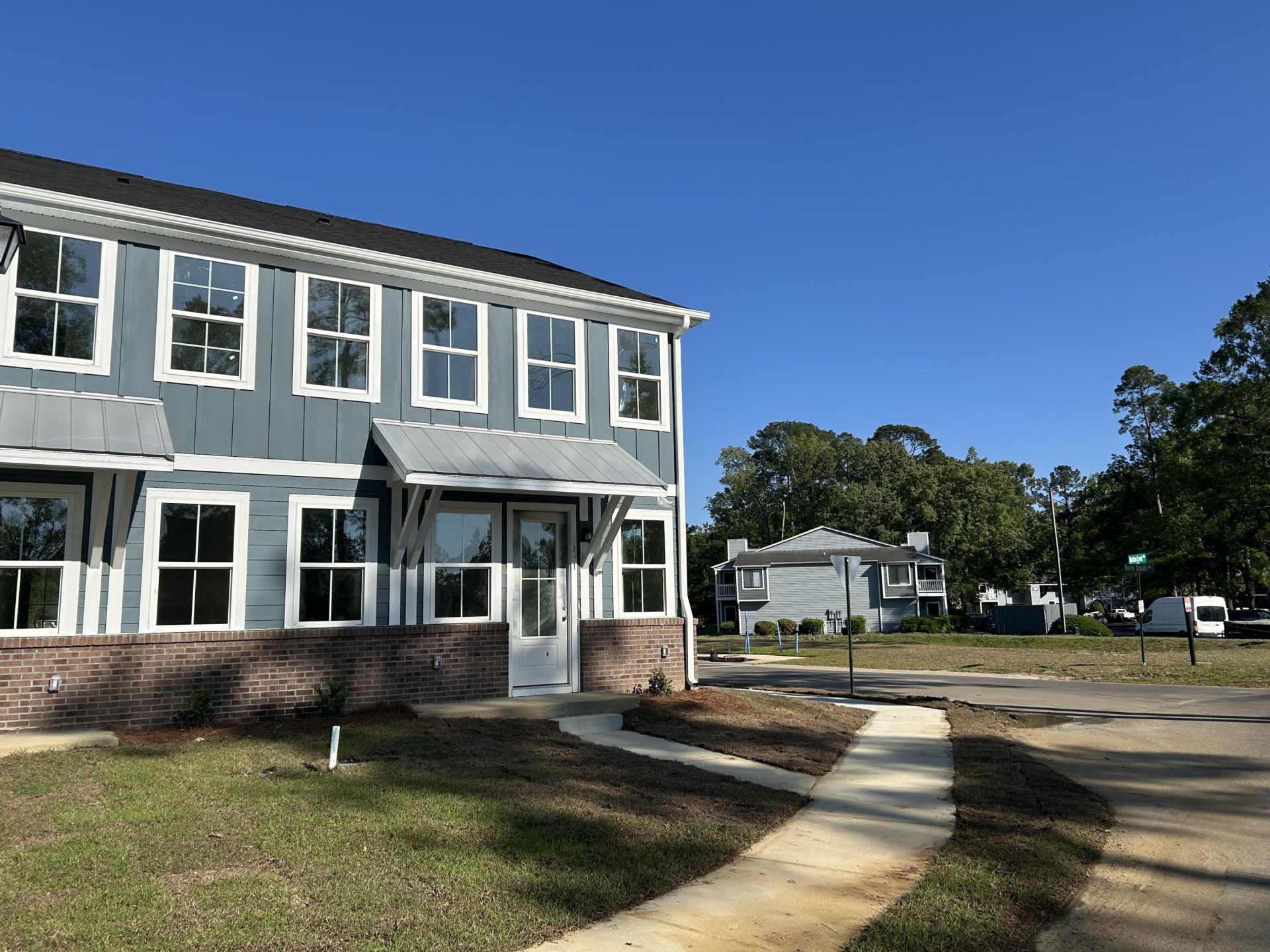 491 Martins Creek Boulevard Photo 3