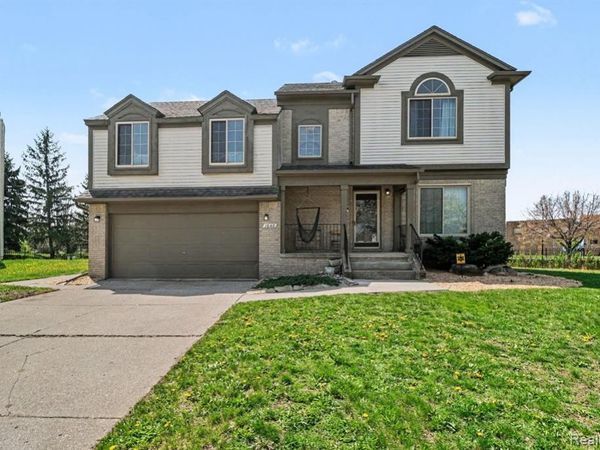 1640 Estates Drive, Detroit, MI 48206