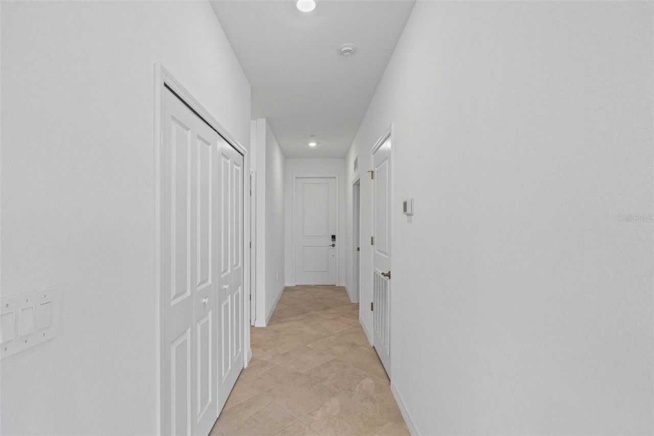 19140 Scallop Loop, Unit 401, Bradenton, FL 34211 Photo