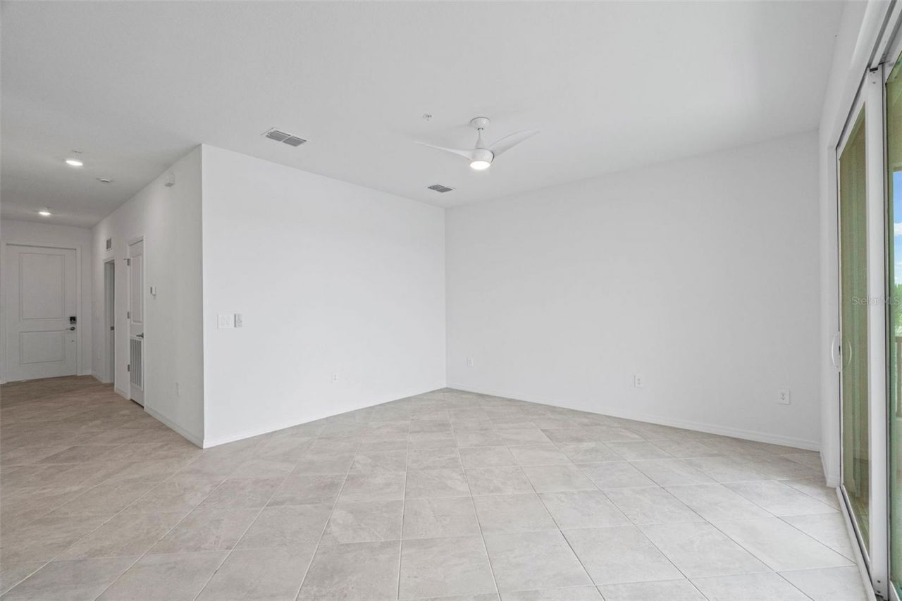 19140 Scallop Loop, Unit 401, Bradenton, FL 34211 Photo