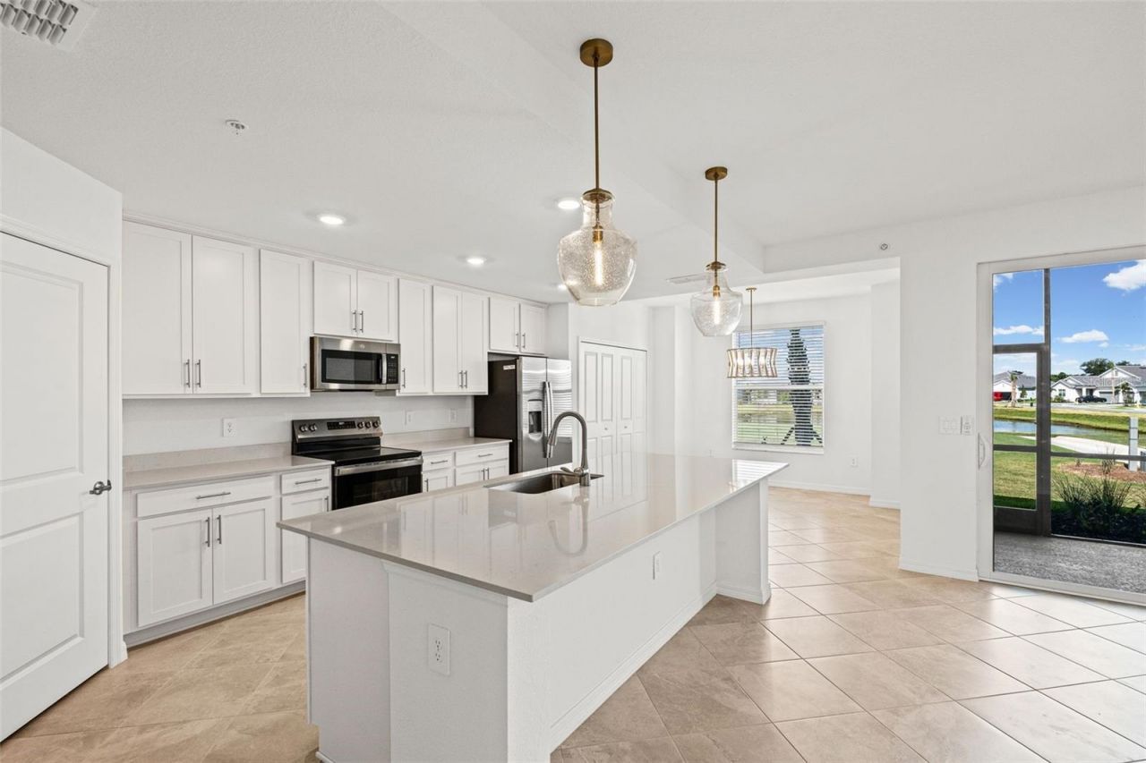 19015 Scallop Loop, Unit 104, Lakewood Ranch, FL 34211 Photo