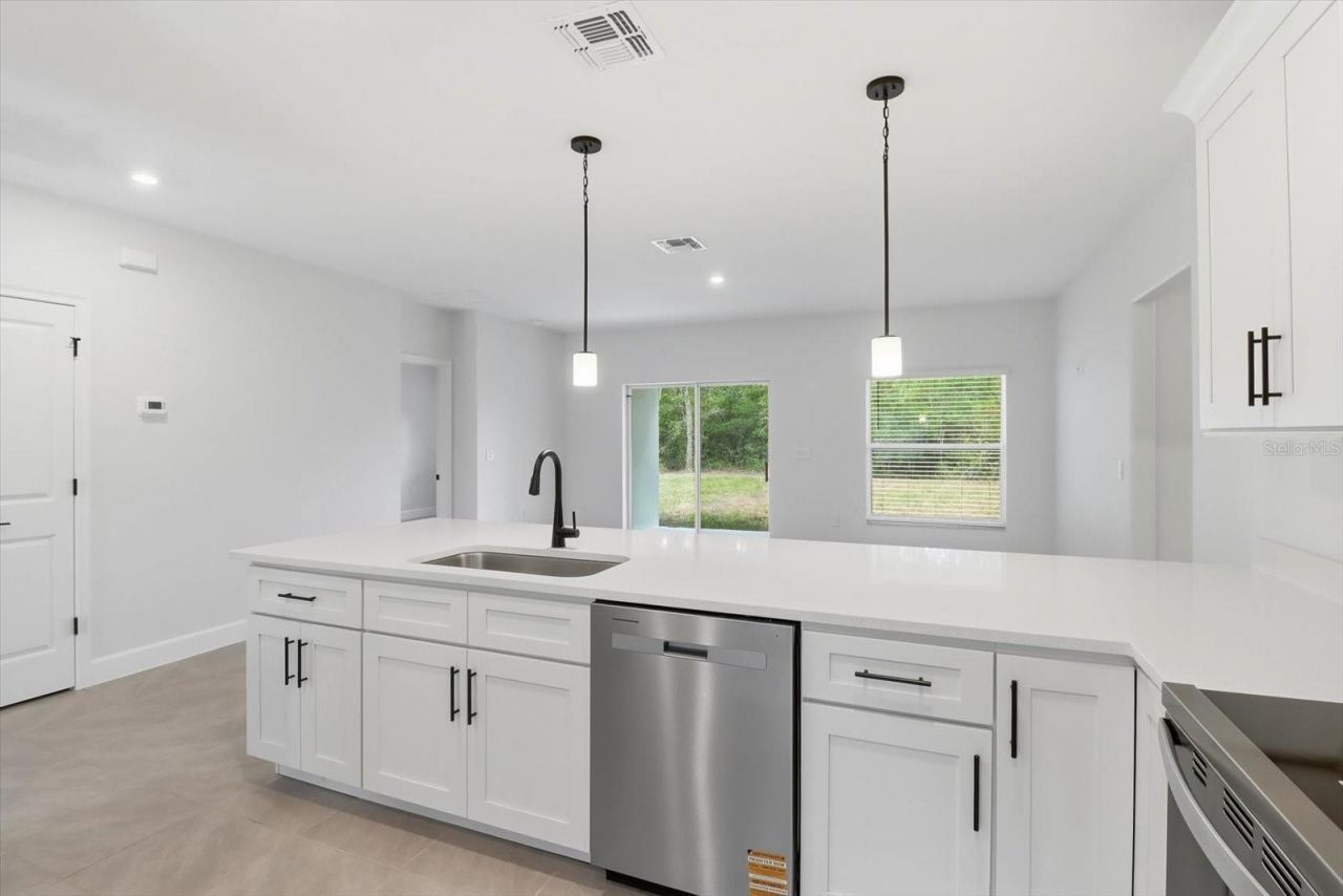 8760 N Vince Drive, Dunnellon, FL 34434 Photo