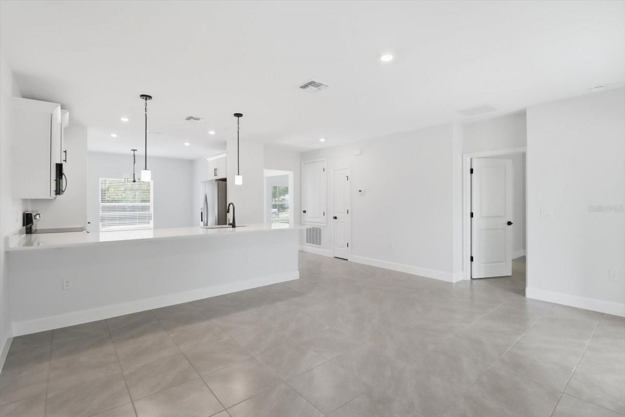 8760 N Vince Drive, Dunnellon, FL 34434 Photo