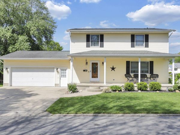 835 Madison Avenue , Lancaster, OH 43130