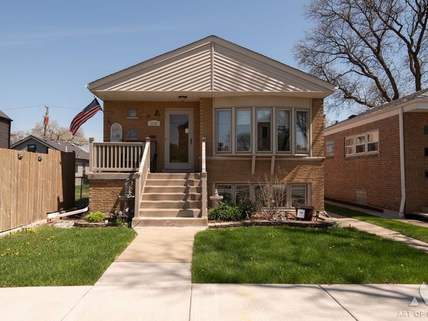 5555 S Menard Avenue , Chicago, IL 60638