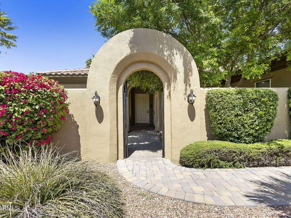 13426 W LOS BANCOS Drive, Sun City West, AZ 85375