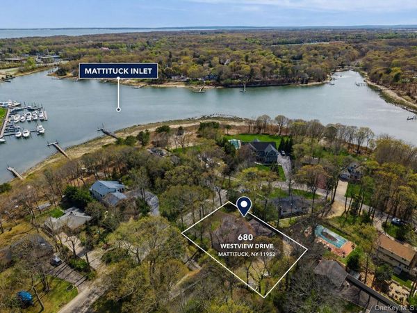 680 Westview Drive, Mattituck, NY 11952