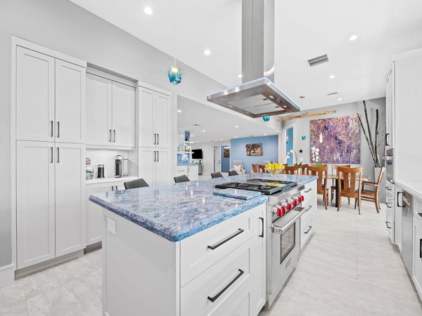 2754 NE 31st Court, Lighthouse Point, FL 33064