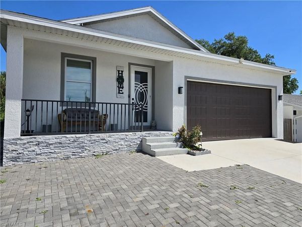 11661 Chapman AVE , BONITA SPRINGS, FL 34135