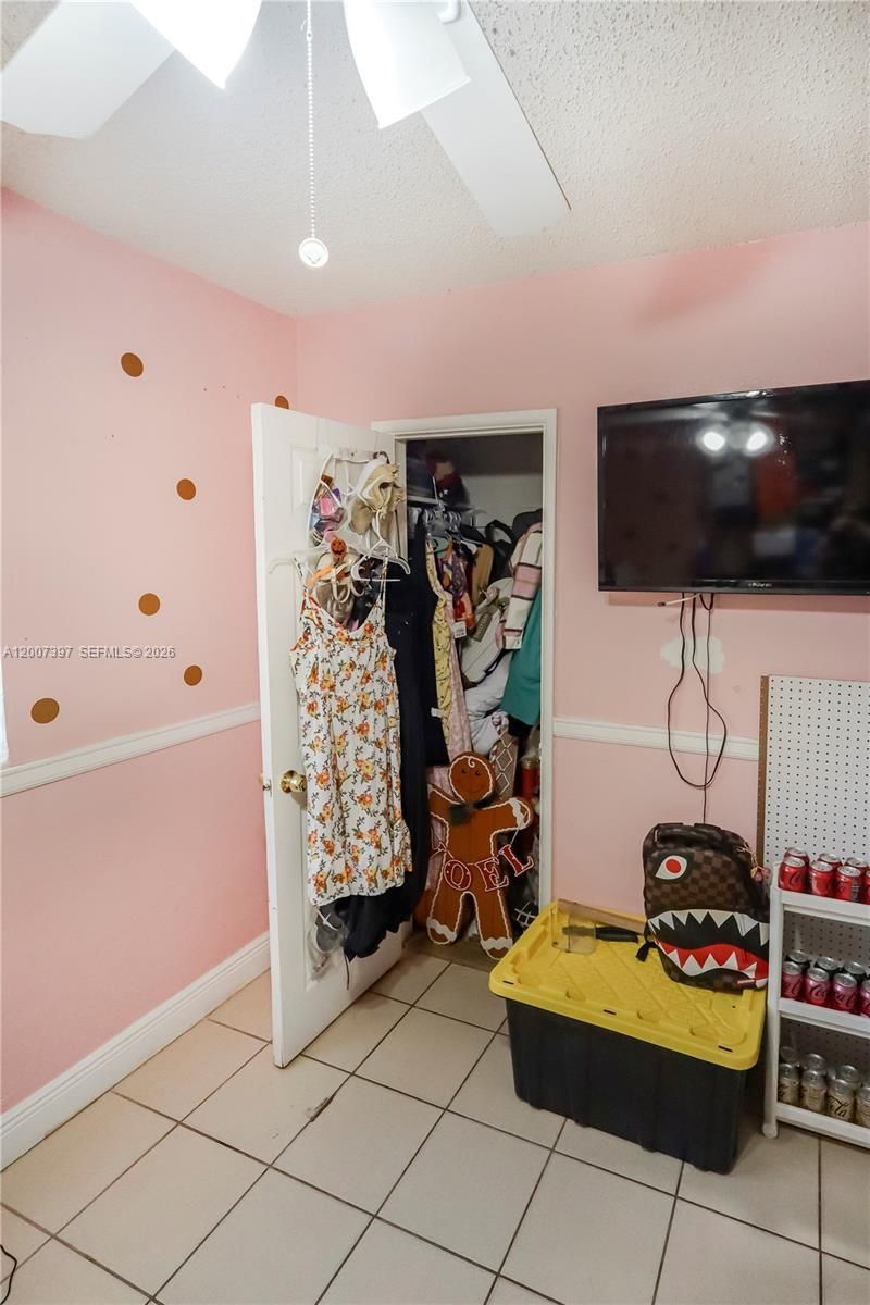 571 E 60th St, Hialeah, FL 33013 Photo
