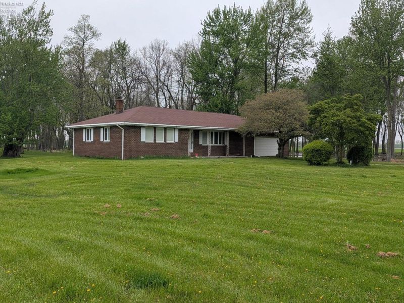 1614 County Road 238, Fremont, OH 43420 Photo 2