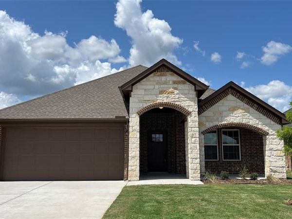 604 Moseley Lane, Greenville, TX 75402